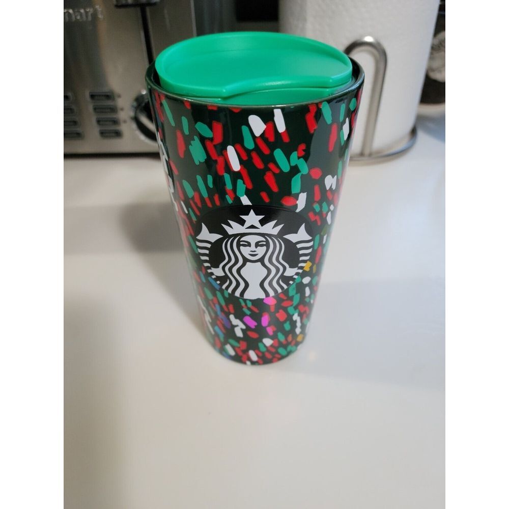 2019 Starbucks‎ Christmas Mug - 12 oz Ceramic with lid